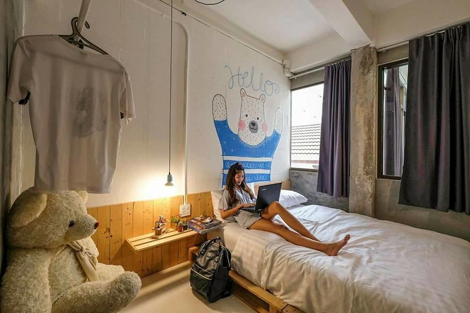 Pastelhouse Hostel (Adults Only) Bangkok Bagian luar foto